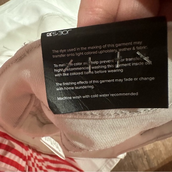 Joe's Jeans White Ankle & Cropped Jeans - Picture 11 of 12